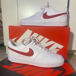 wmns nike court vision low